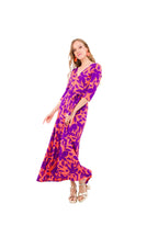 Vestido Largo de Lycra Estampado Naranjo con Flores Moradas