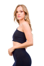 Vestido Largo un Hombro Negro con Brillos Azules y Corte en Cintura