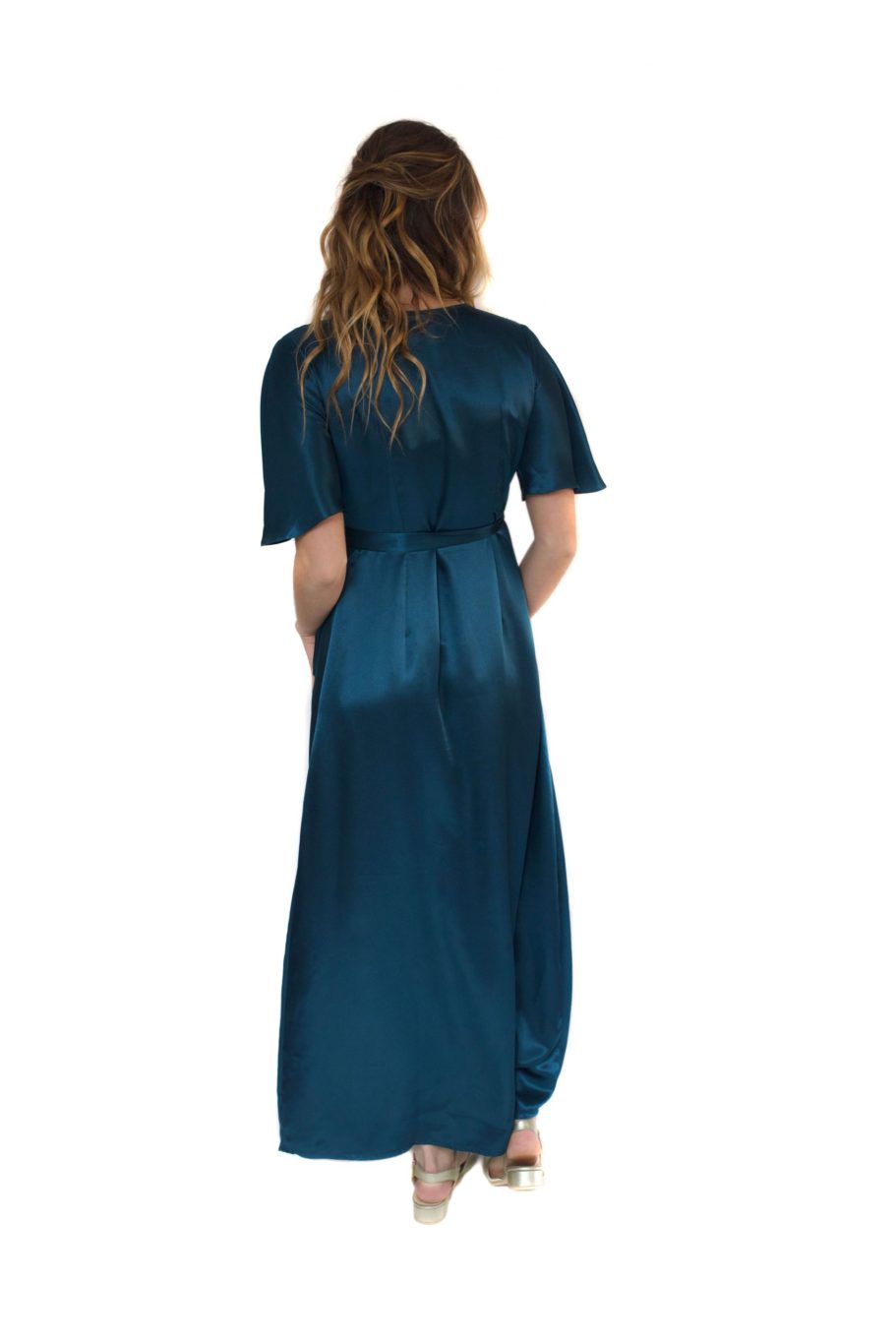 Arriendo de Vestido azul petróleo con amarre de seda marca CDP