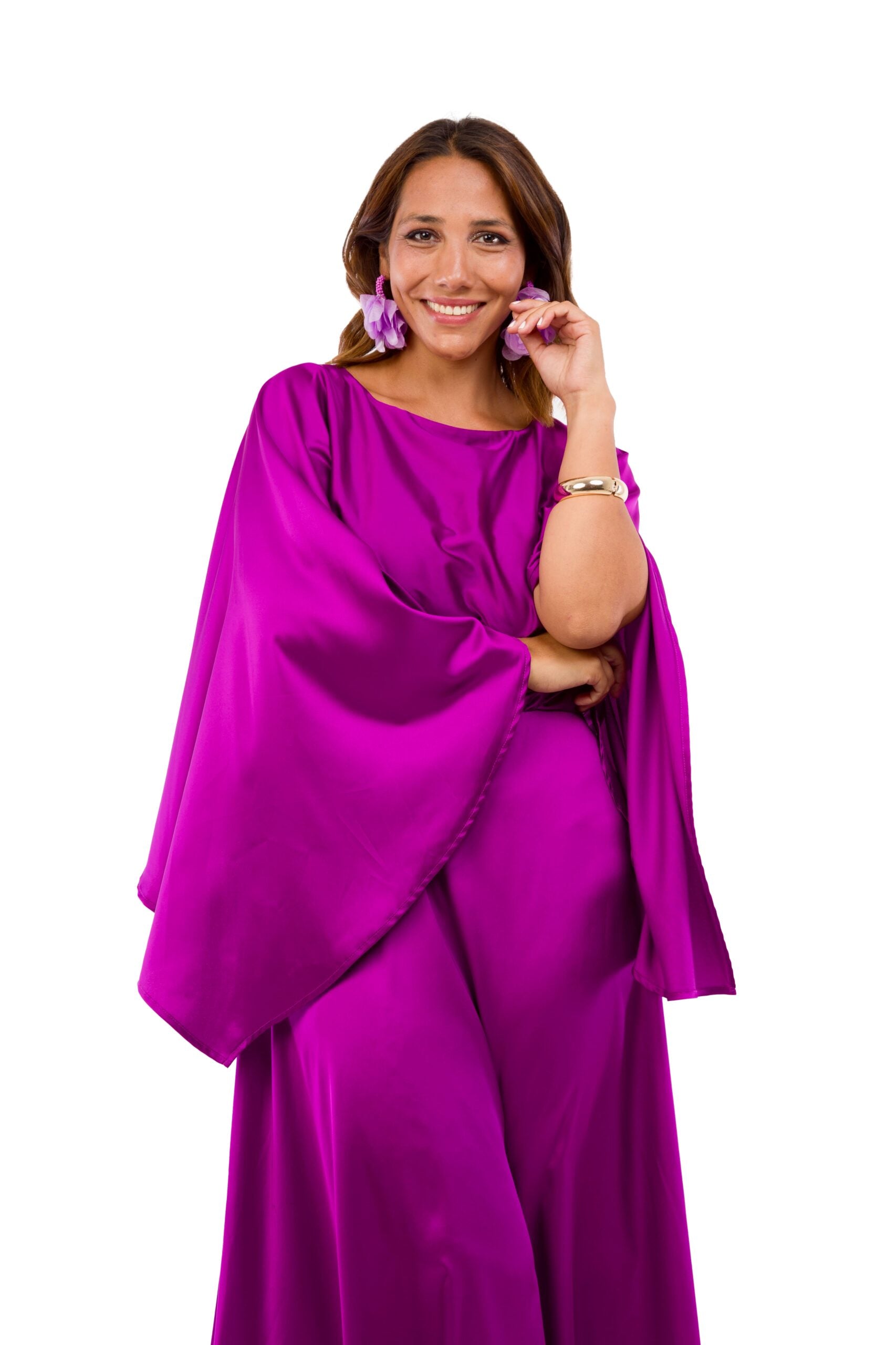 Vestido Largo Morado Intenso con Mangas y Apertura en Espalda