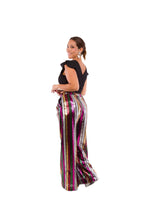 Conjunto de Dos Piezas, Top Negro con Manguitas y Pantalón con Muchas Lentejuelas