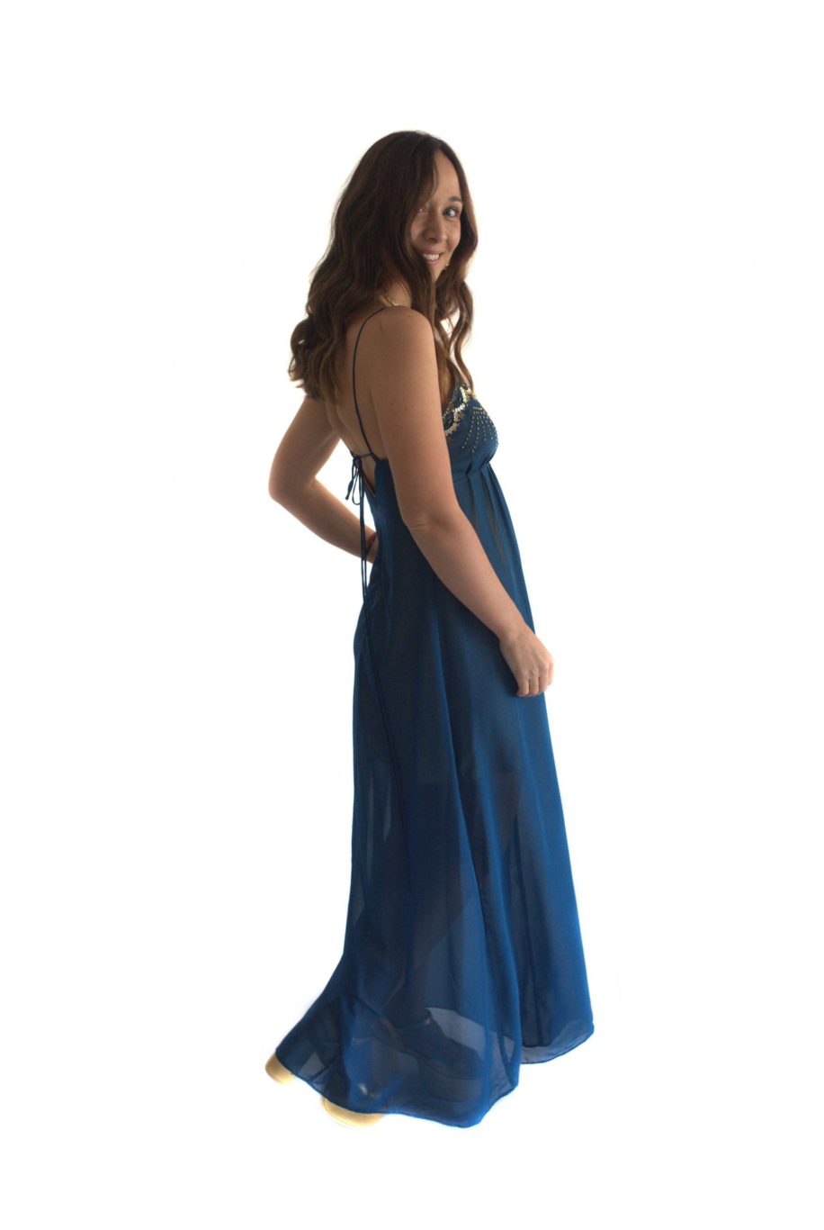 Arriendo de Vestido largo azul con detalles dorados marca Rarabaris