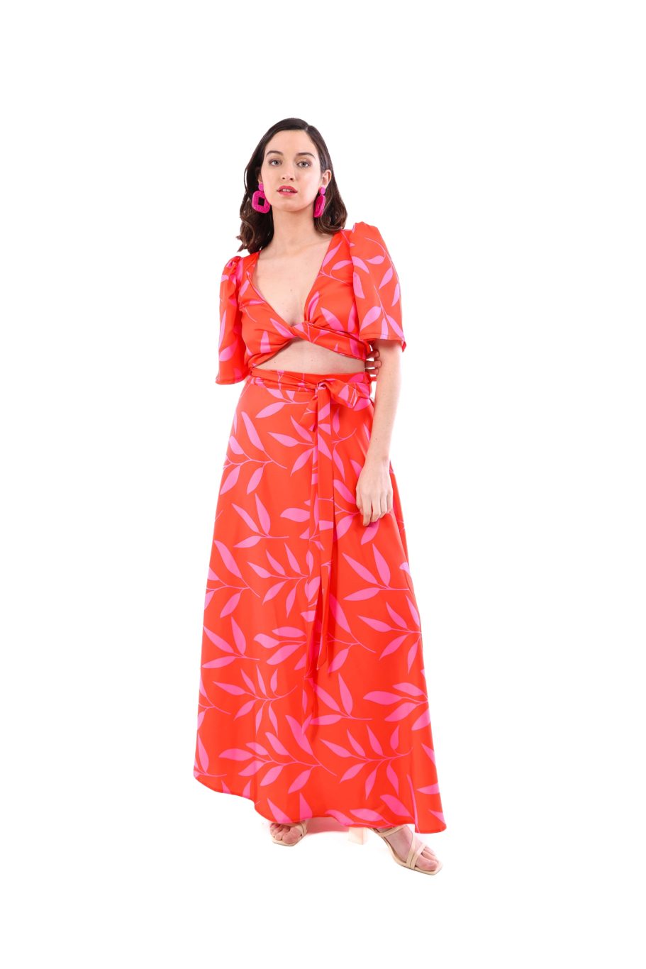 Arriendo de Conjunto de dos piezas, top y pollera ajustables con estampado de flores