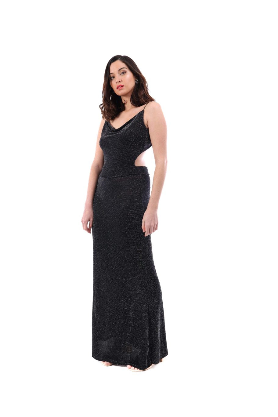 Arriendo de Vestido largo negro con brillos con amarre en espalda y elástico negro