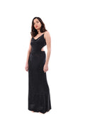 Arriendo de Vestido largo negro con brillos con amarre en espalda y elástico negro