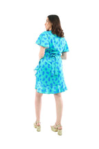 Arriendo de Vestido corto estampado celeste con azul