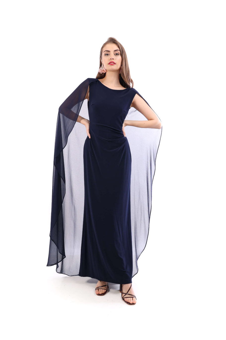 Arriendo de Vestido azul marino con capa de gasa transparente