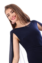 Arriendo de Vestido azul marino con capa de gasa transparente