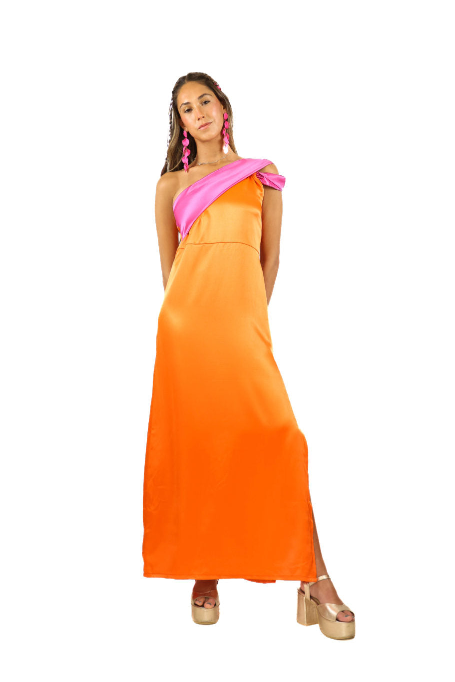 Arriendo de Vestido largo de seda naranjo con un hombro