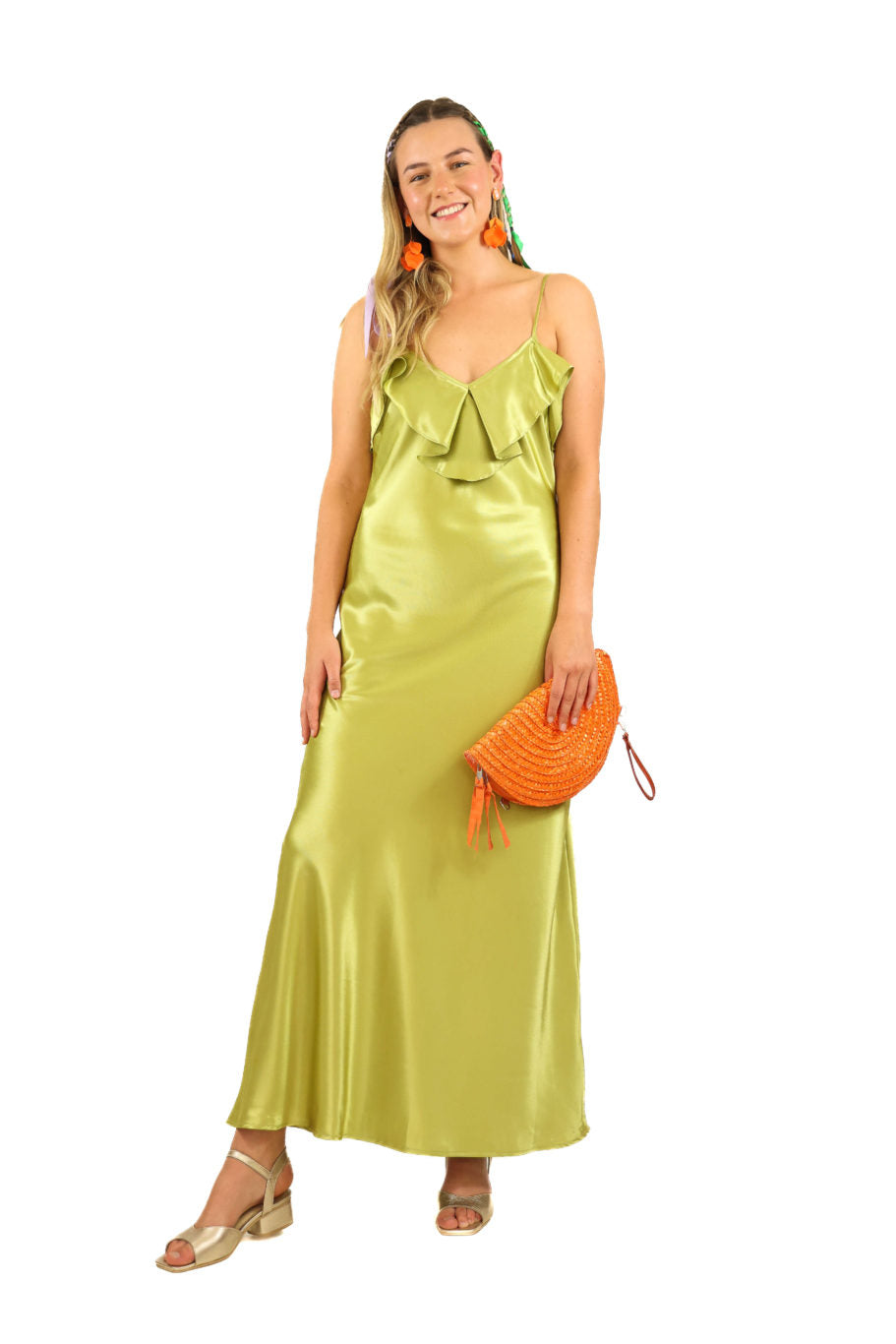 Arriendo de Vestido largo de seda verde pistacho