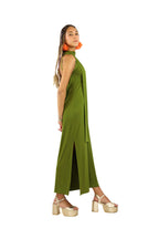 Arriendo de Vestido largo de lycra verde asimétrico