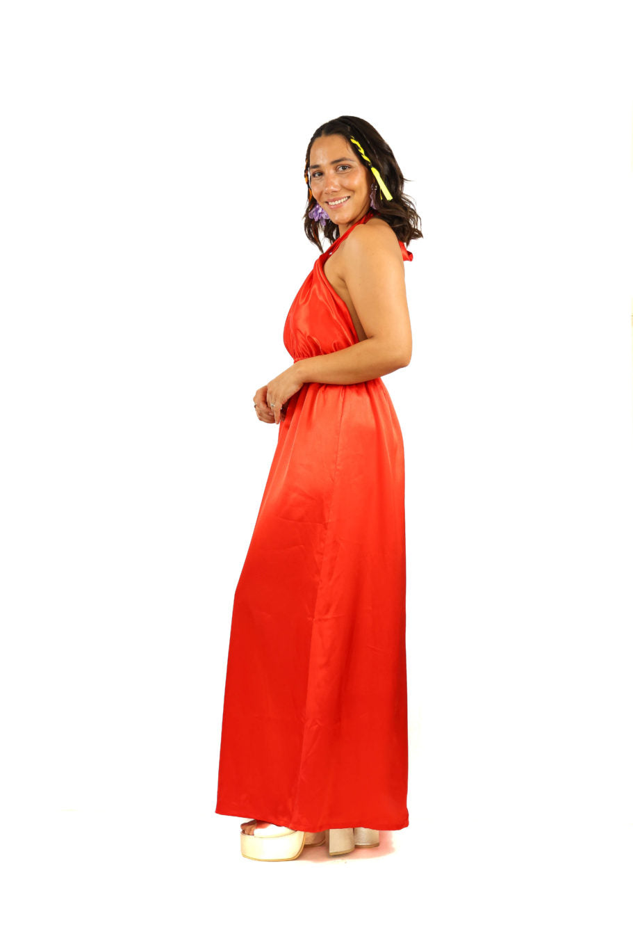 Arriendo de Vestido largo de seda rojo elástico en cintura
