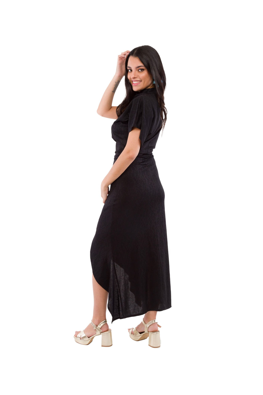Vestido Largo Negro Cuello Alto con Mangas Ajustado Tipo Asiático
