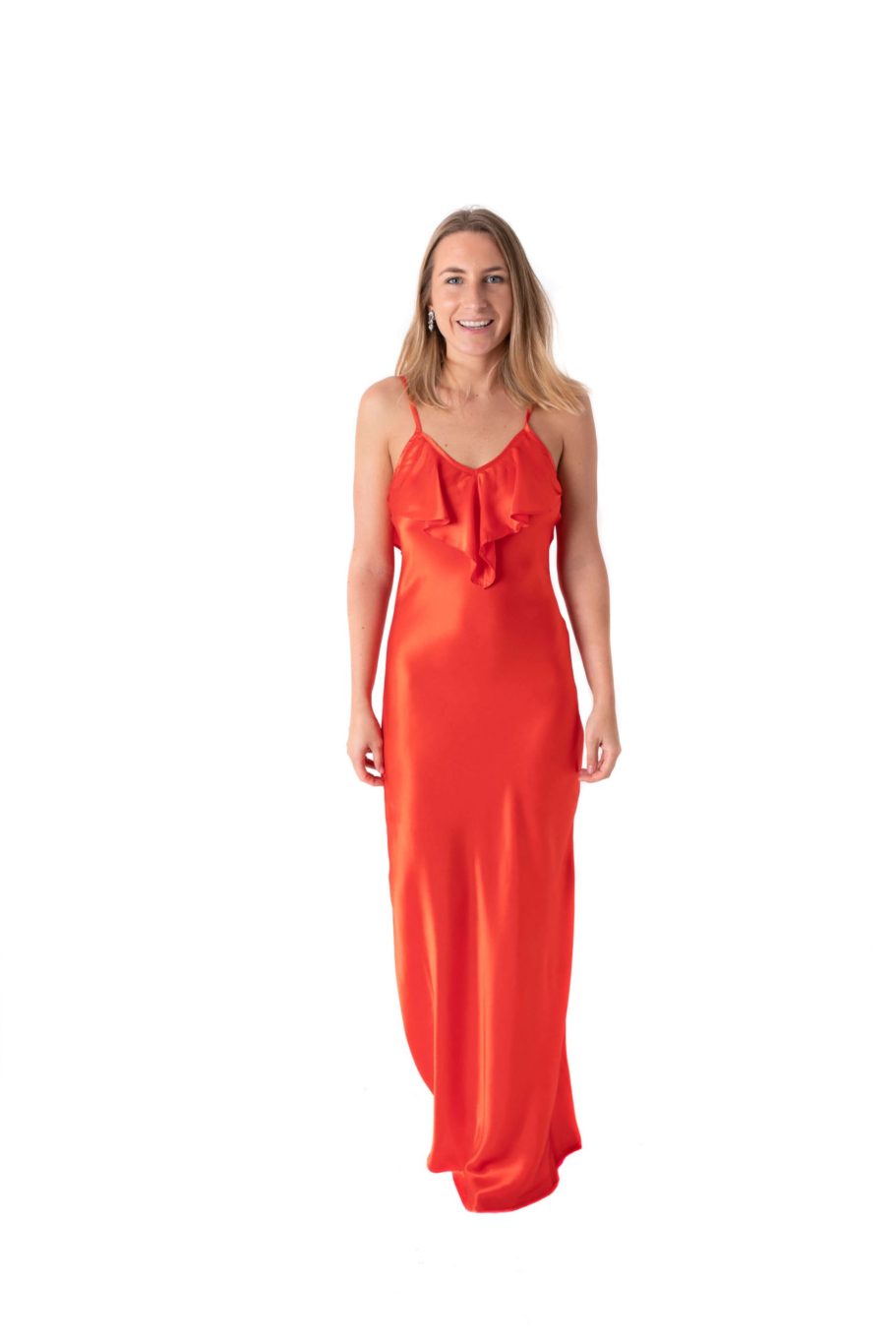 Arriendo de Vestido rojo largo de seda