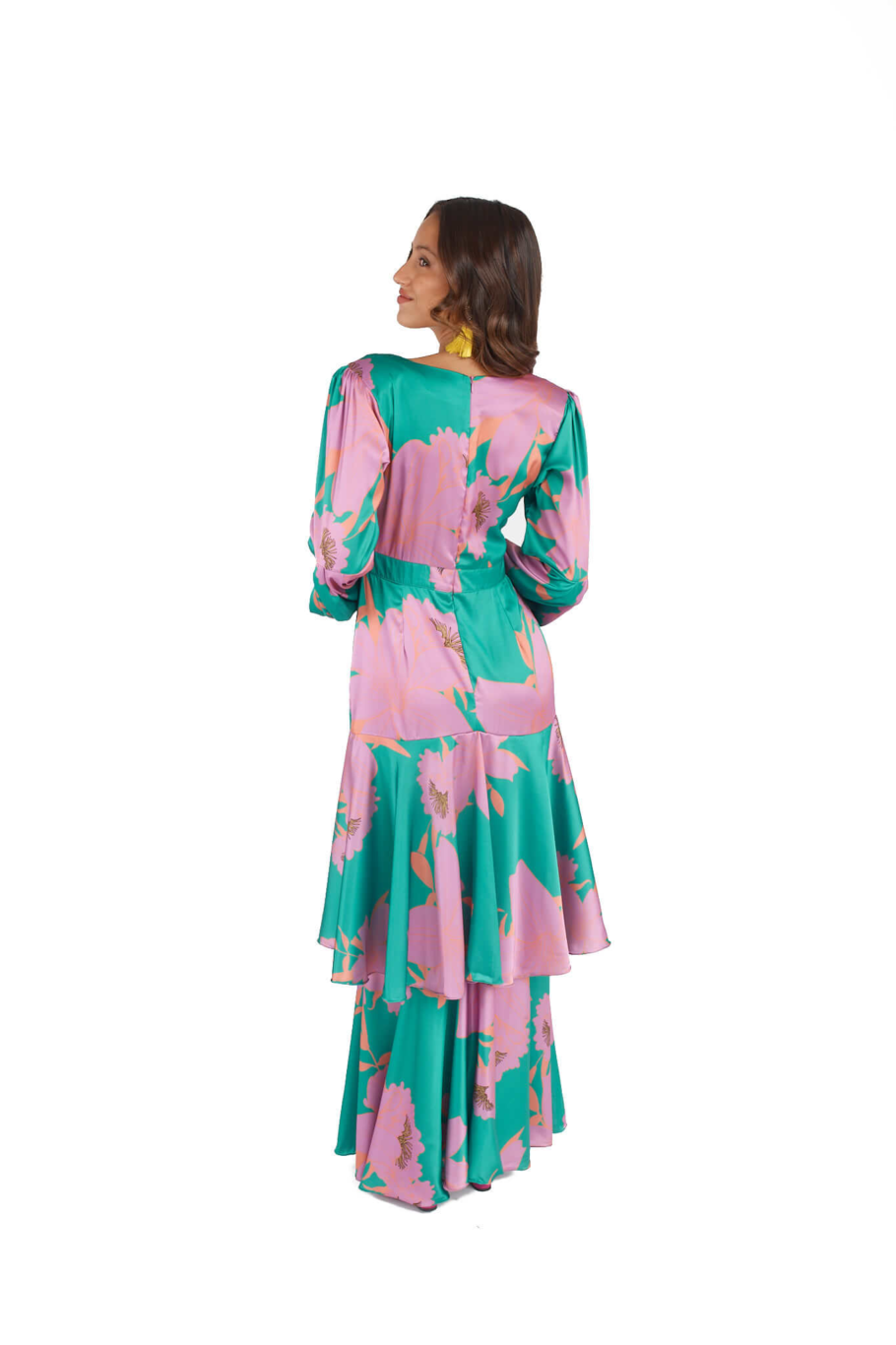 Arriendo de Vestido Largo Verde oscuro con flores morado claro