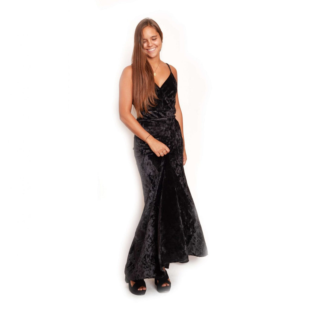 Vestido negro plush