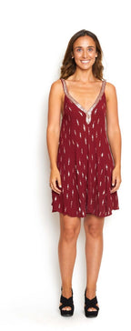 Vestido burdeo con detalles dorados Free People