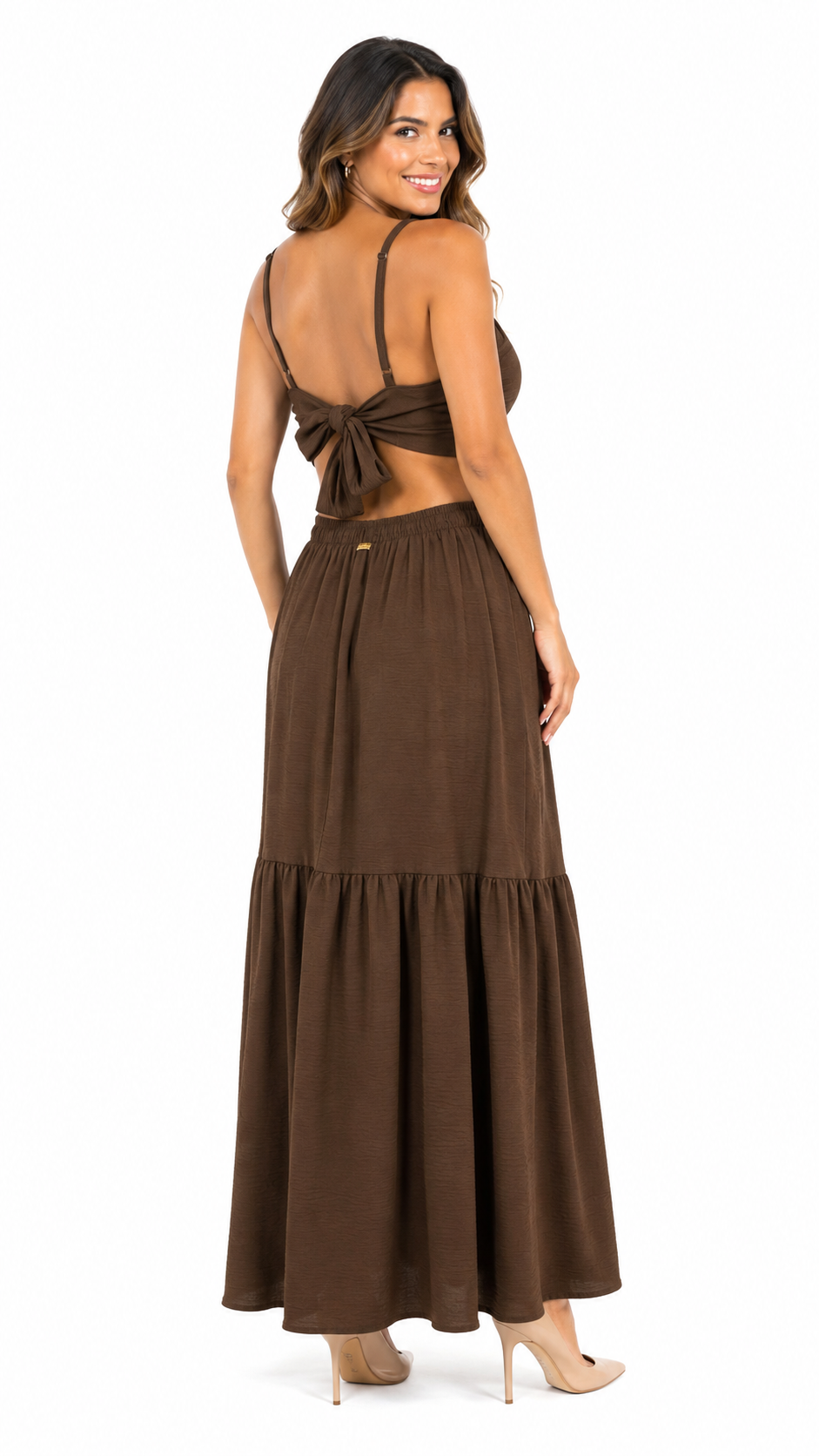 Arriendo de vestido café cut out Brasil largo