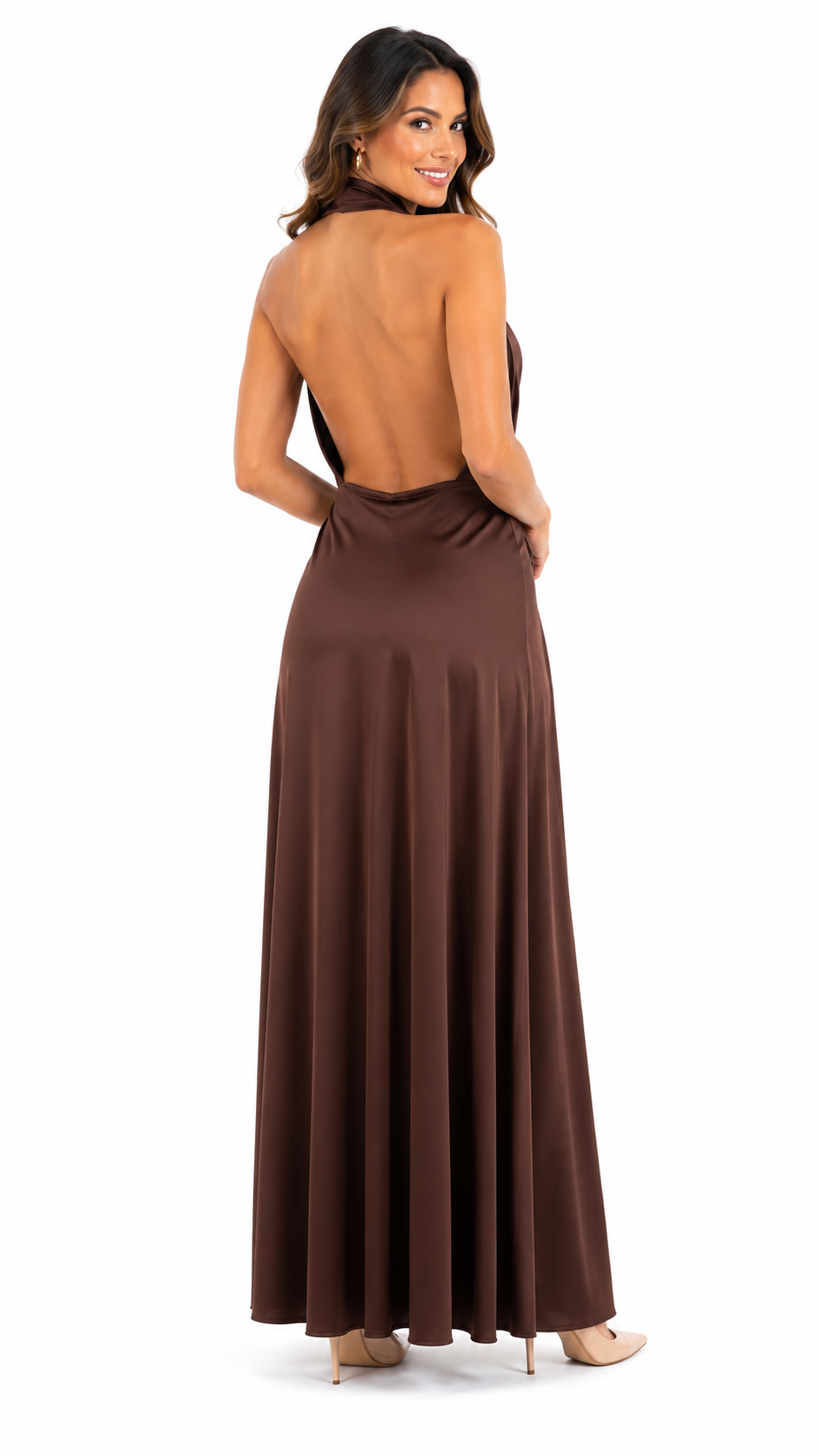 Arriendo vestido largo café Madrid con nudo espalda descubierta
