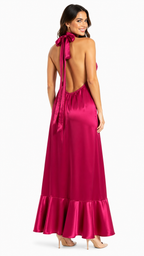 Arriendo de Vestido largo fucsia halter seda