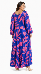 Arriendo de vestido XL- XXL largo estampado azul con fucsia