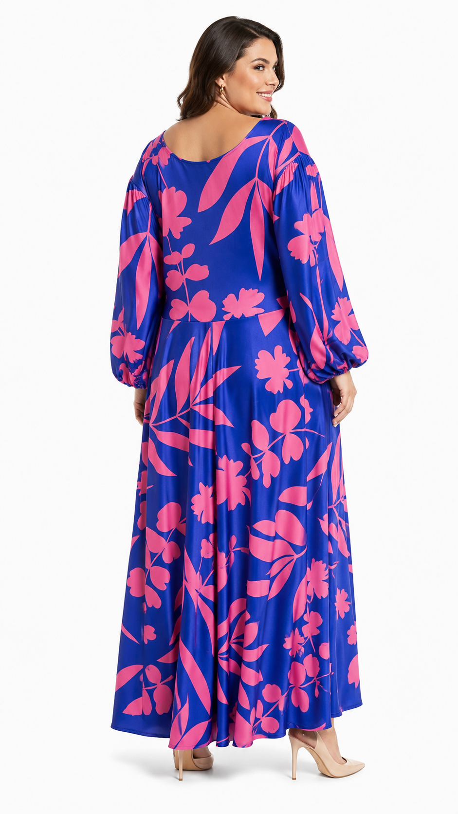 Arriendo de vestido XL- XXL largo estampado azul con fucsia
