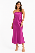 Arriendo vestido largo fucsia strapless middie amarre atras