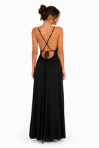Arriendo de vestido largo negro lycra espalda descubierta
