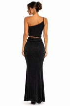 Arriendo de vestido largo negro con brillos