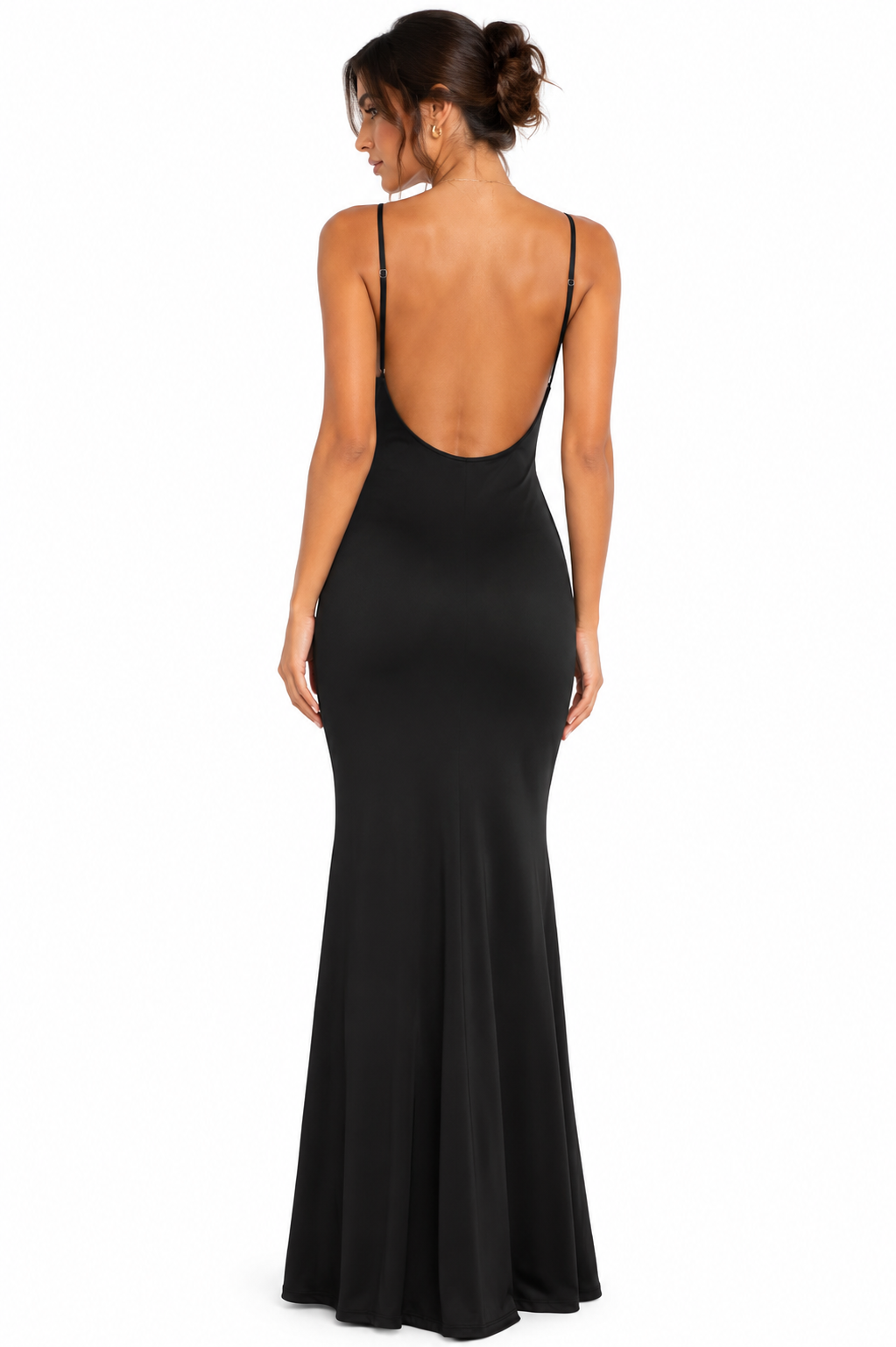 Arriendo de vestido negro lycra elasticado escote en V espalda descubierta largo