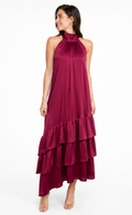 Arriendo de vestido largo halter burdeo con flecos