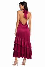 Arriendo de vestido largo halter burdeo con flecos