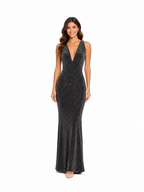 Arriendo de vestido largo negro con brillos escote en V