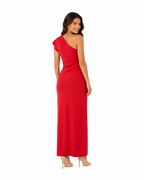 Arriendo de vestido largo rojo asimétrico un hombro