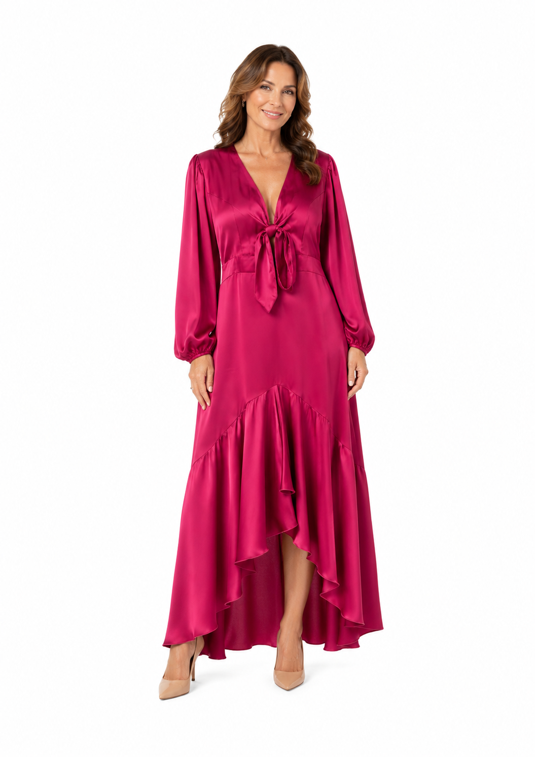 Arriendo de Vestido largo de seda fucsia con mangas largas, amarre en escote y vuelos abajo