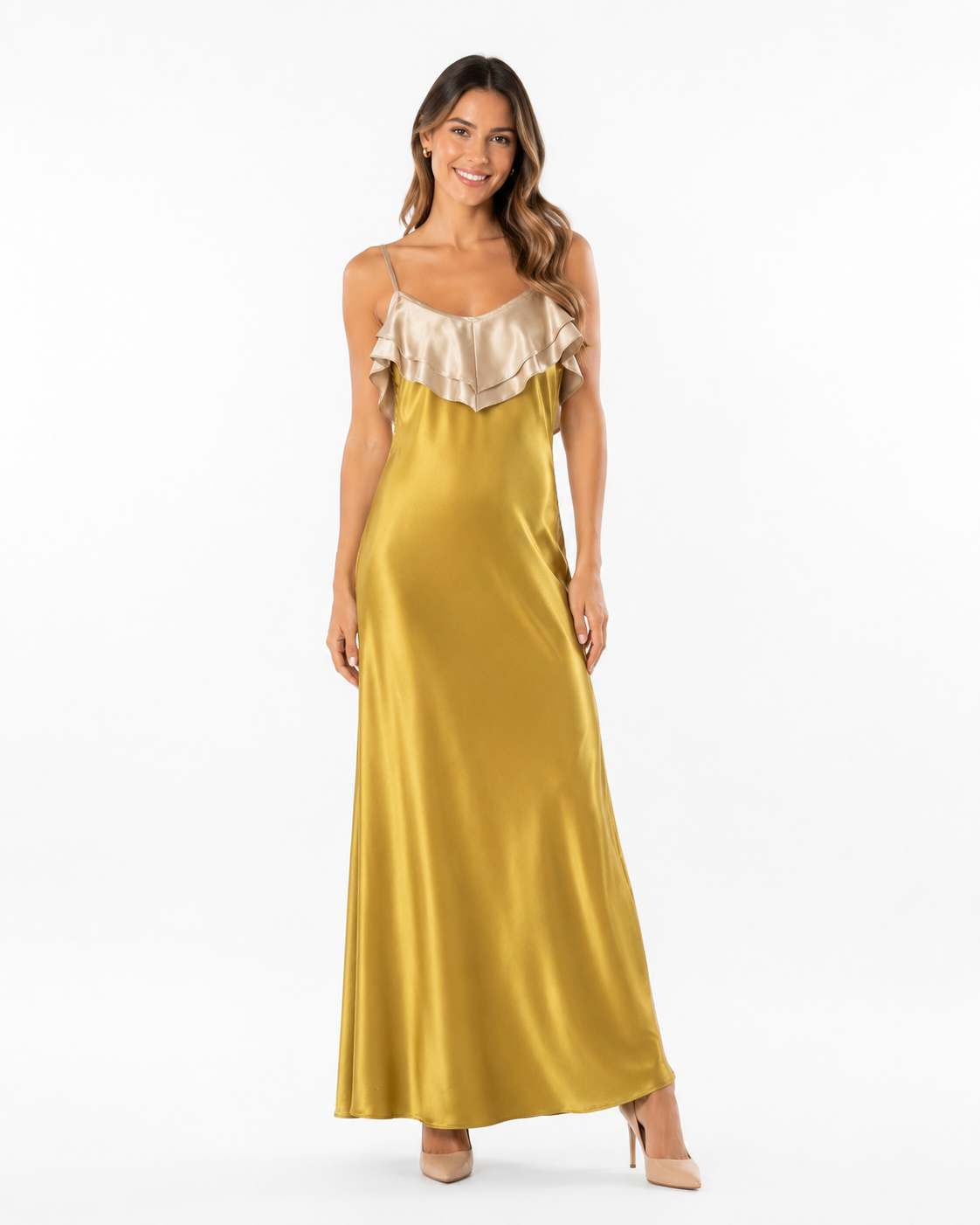 Arriendo de Vestido largo seda dorado pao vietnam
