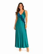 Arriendo de Vestido largo marca Roca&Co color turquesa con vuelos verde petróleo de seda