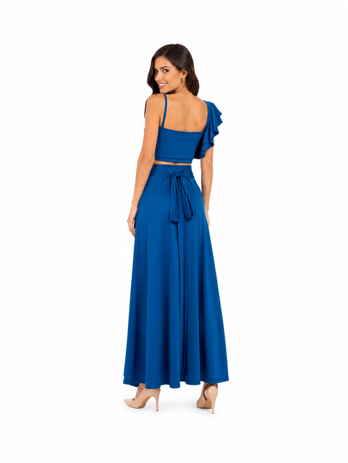 Arriendo de conjunto azul petróleo de lycra con pollera regulable