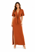 Arriendo Vestido largo terracota con manga corta, cortes en cintura y amarre en escote
