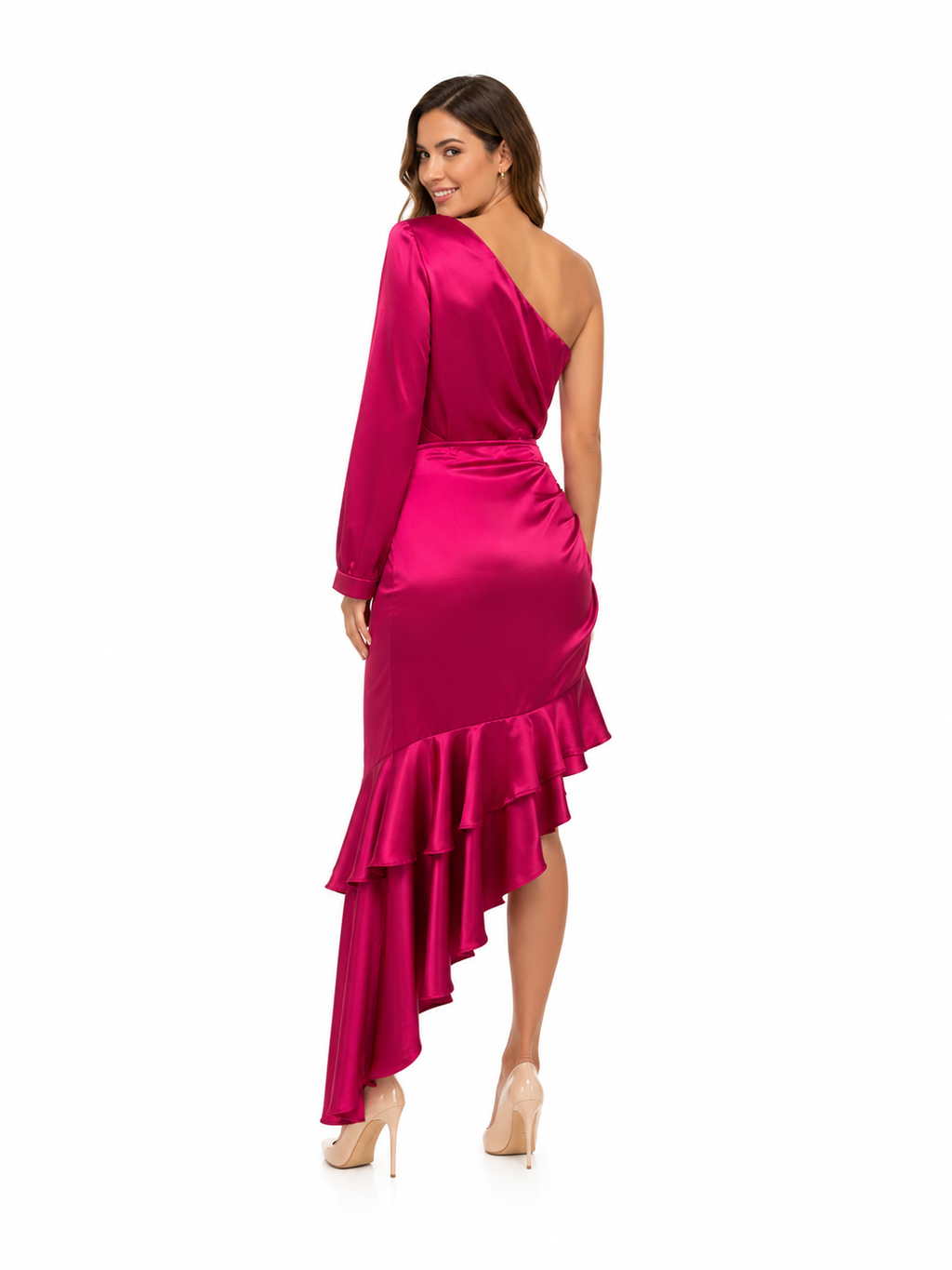 Arriendo de vestido largo fucsia asimetrico