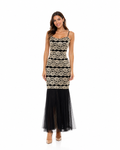 Arriendo de vestido largo encaje y tul abajo único