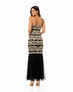Arriendo de vestido largo encaje y tul abajo único