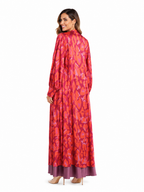 Arriendo de Kimono makia de seda alegra estampado fucsia naranjo y lila