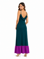Arriendo de Vestido largo suelto verde oscuro con morado abajo y vuelitos arriba