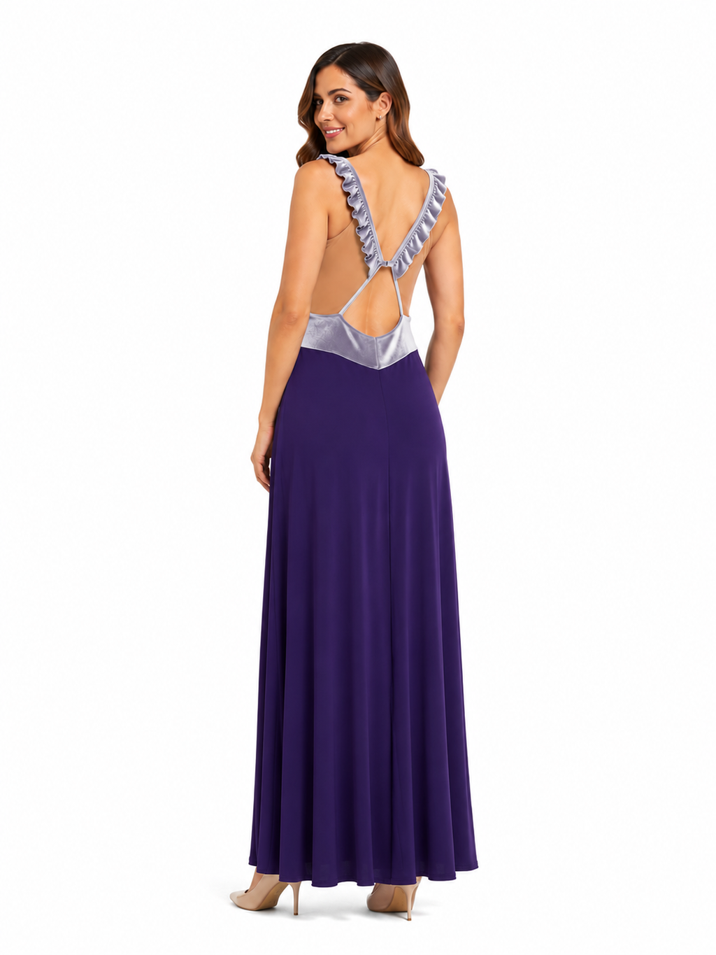 Arriendo de Vestido largo morado de terciopelo en parte de arriba y lycra abajo con pabilos
