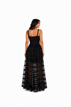Arriendo de vestido negro con transparencia Vera Wang largo