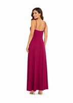Arriendo de vestido fucsia de lycra nudo