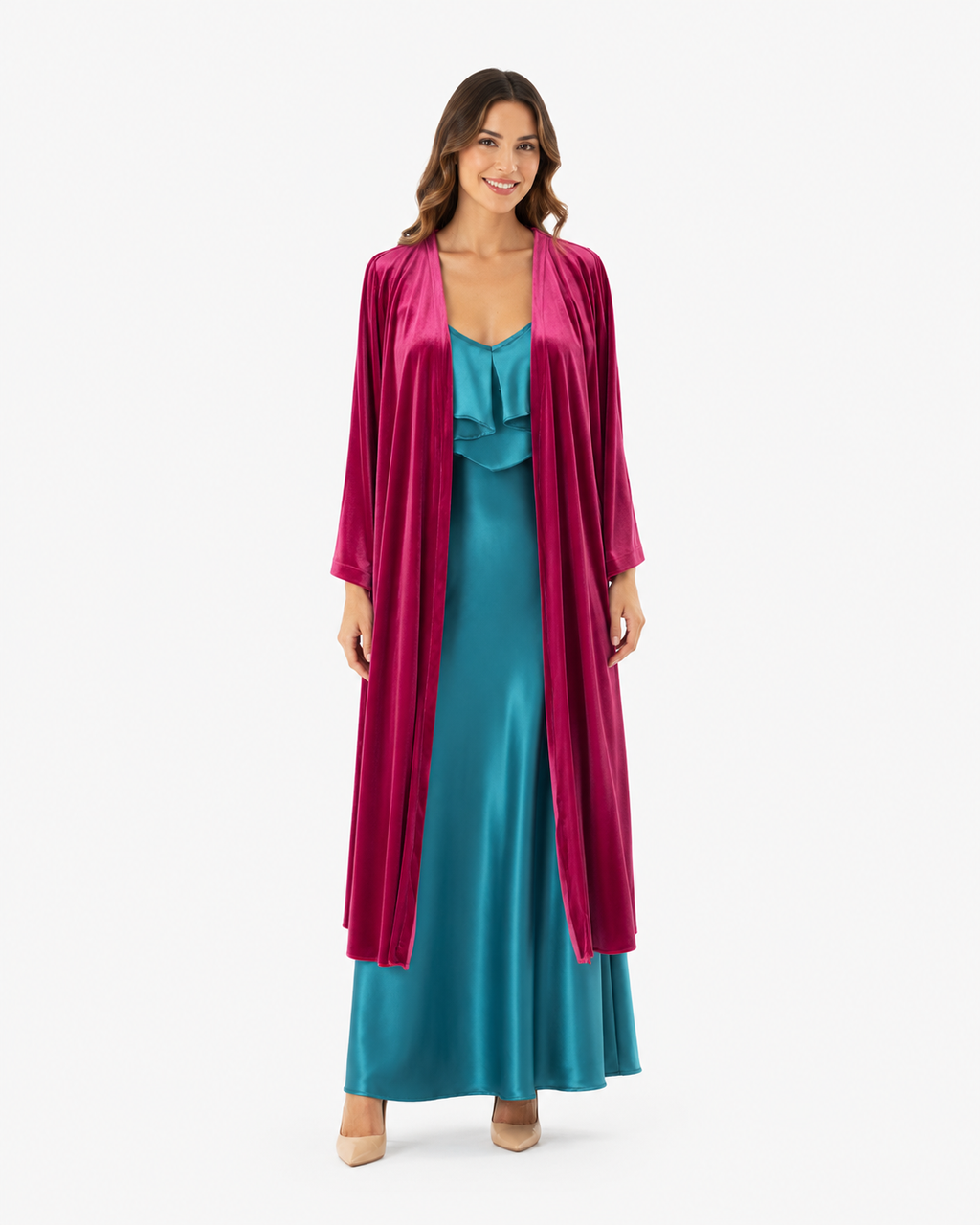 Arriendo de abrigo kimono fucsia terciopelo