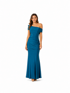 Arriendo de vestido largo azul petróleo ajustado