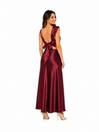 Arriendo de conjunto color vino de seda